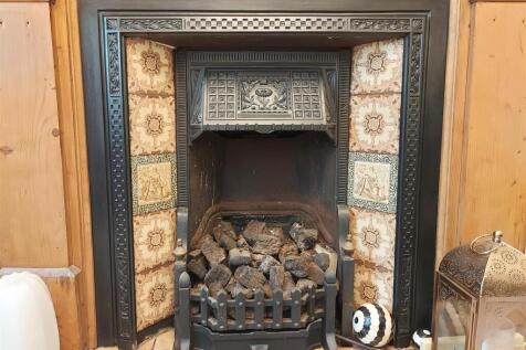Living Flame Effect Gas Fire