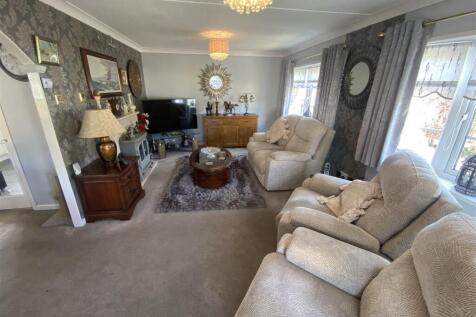 Open Plan Lounge Area