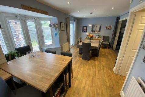 Breakfast Room