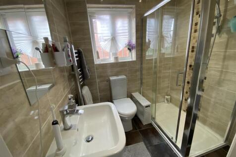 Ensuite Shower Room