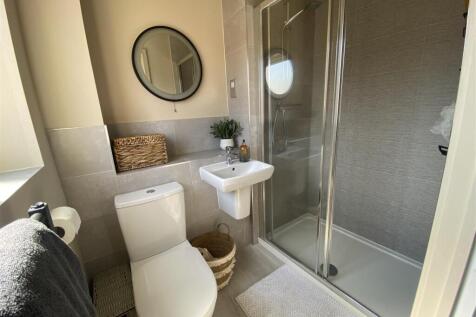 Ensuite Shower Room
