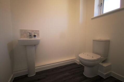 Cloakroom/wc