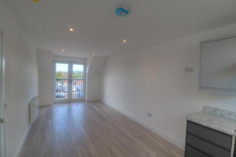 Living Room/Kitchen