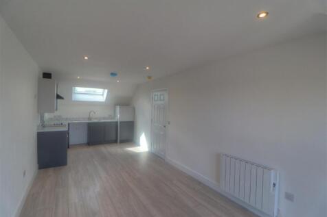 Living Room/Kitchen
