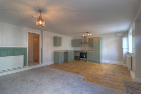 Living Room/Kitchen