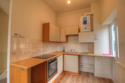 Living Room/Kitchen