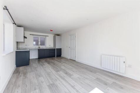 Living Room/Kitchen