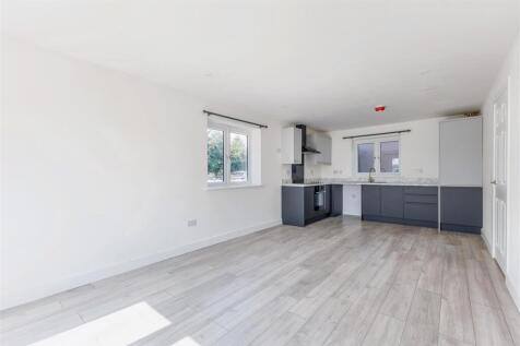 Living Room/Kitchen