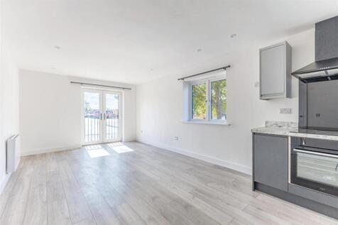 Living Room/Kitchen