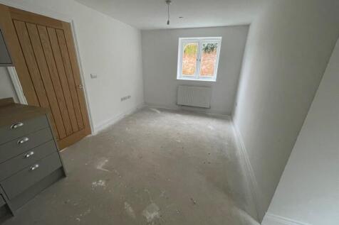 LIVING ROOM AREA