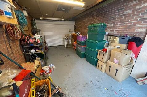 GARAGE REV