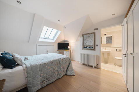 Double Bedroom