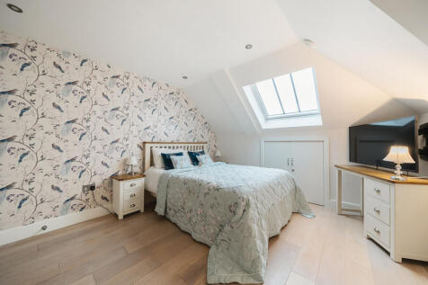 Double Bedroom