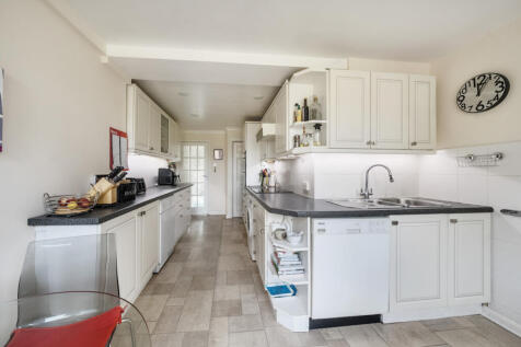 Kitchen/Breakfast Rm
