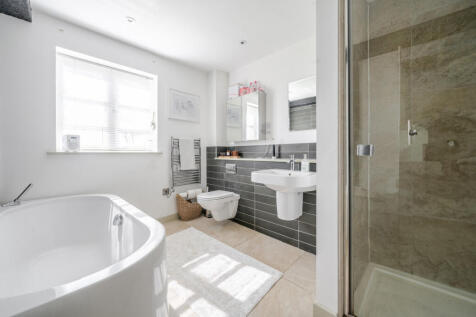 Ensuite Bathroom