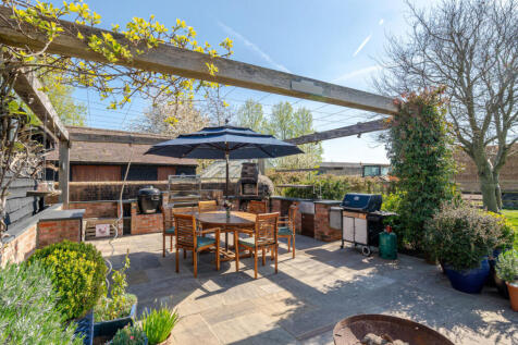 Entertaining Area