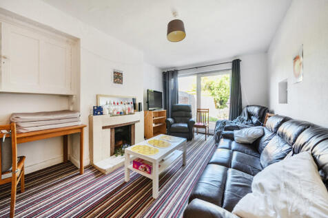 Sitting/Dining Room