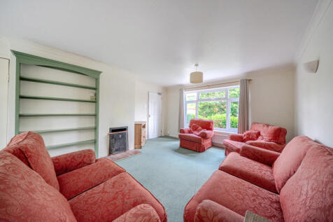 Sitting/Dining Room