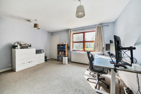 Sitting/Dining Room