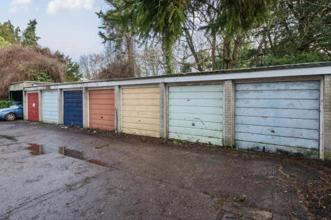 Garage Block