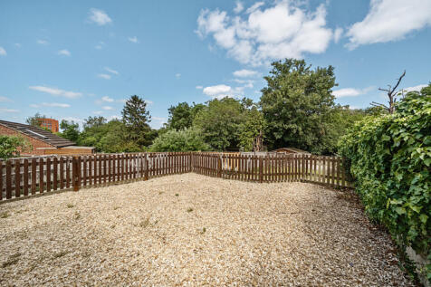 Gravelled Terrace