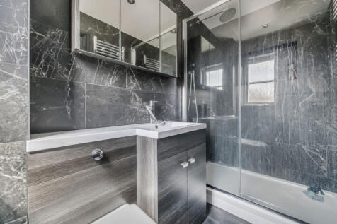 Ensuite Shower Room