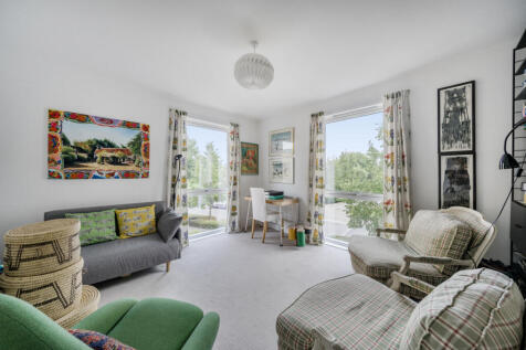 Family Room/Bedroom