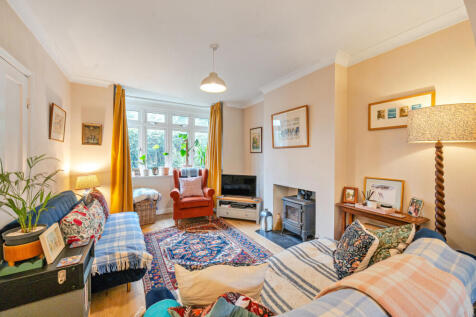 Sitting/Dining Room