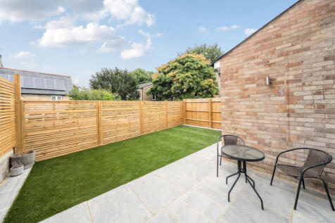 West Facing Garden