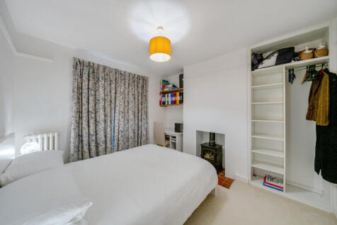 Family Room/Bedroom
