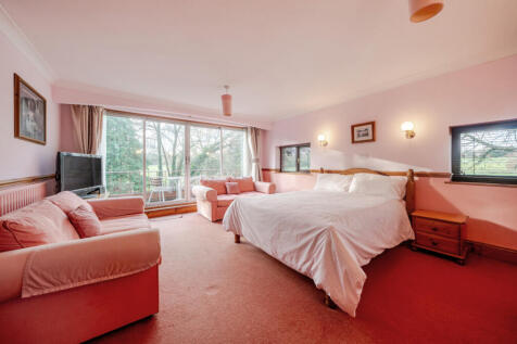 1388652-5-693af25...