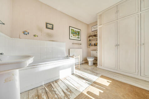 Ensuite Bathroom
