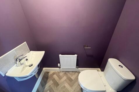 Cloakroom/wc
