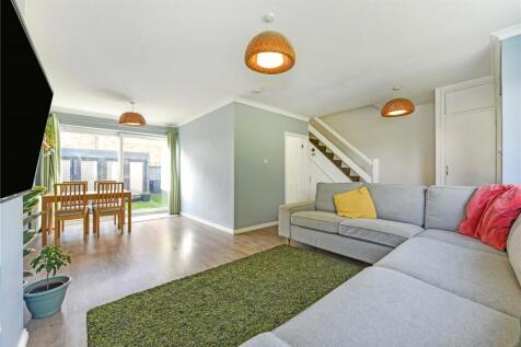 Sitting/Dining Room