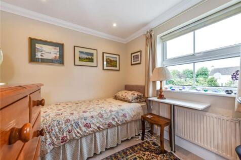 Bedroom 3/Study