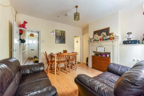 Sitting/Dining Room