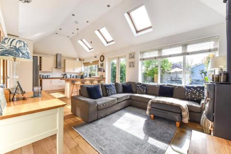 Family Room/Kitchen