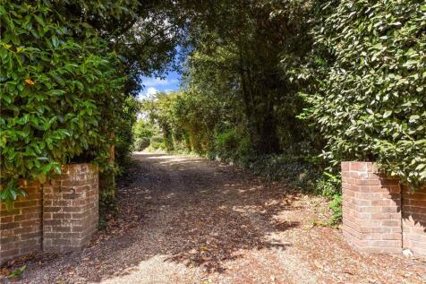 Driveway Entrance