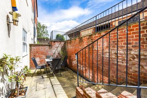 Private Courtyard