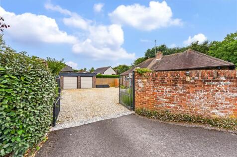 Entrance Driveway