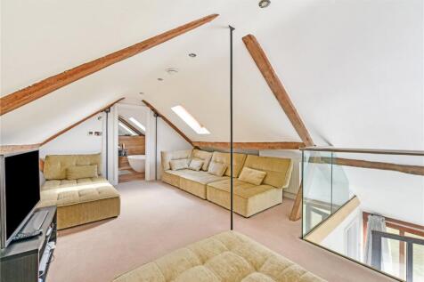 2nd Sitting Rm/Bed