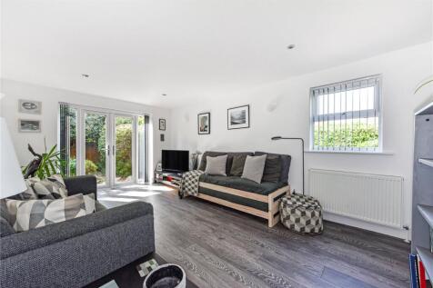 Sitting/Dining Room