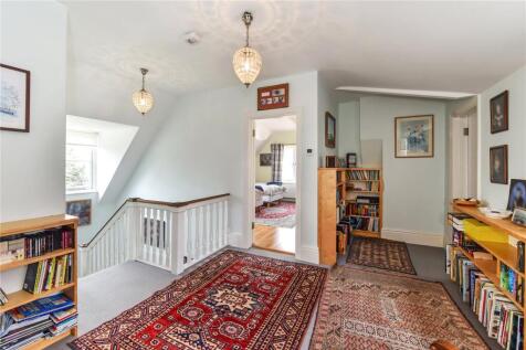 2nd Floor Landing