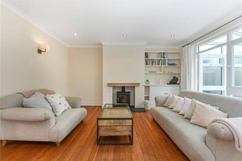 Sitting/Dining Room