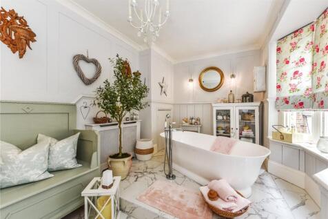 Ground Flr Bathroom