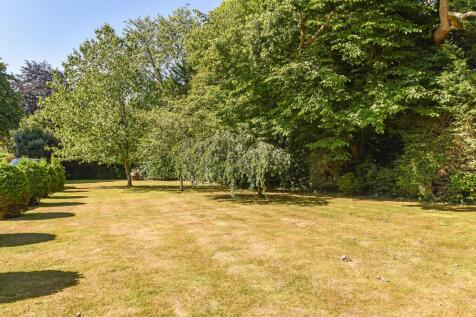 Communal Grounds