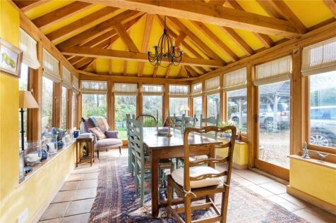 Garden / Dining Room