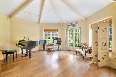 Entertaining Area