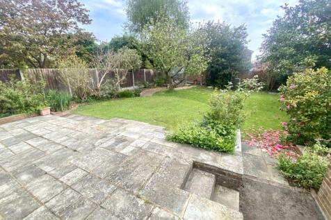 Enclosed Rear Garden
