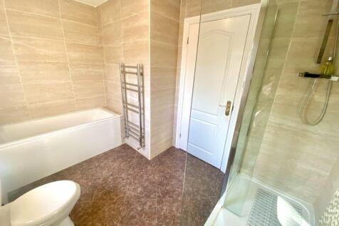Bath and Shower Room